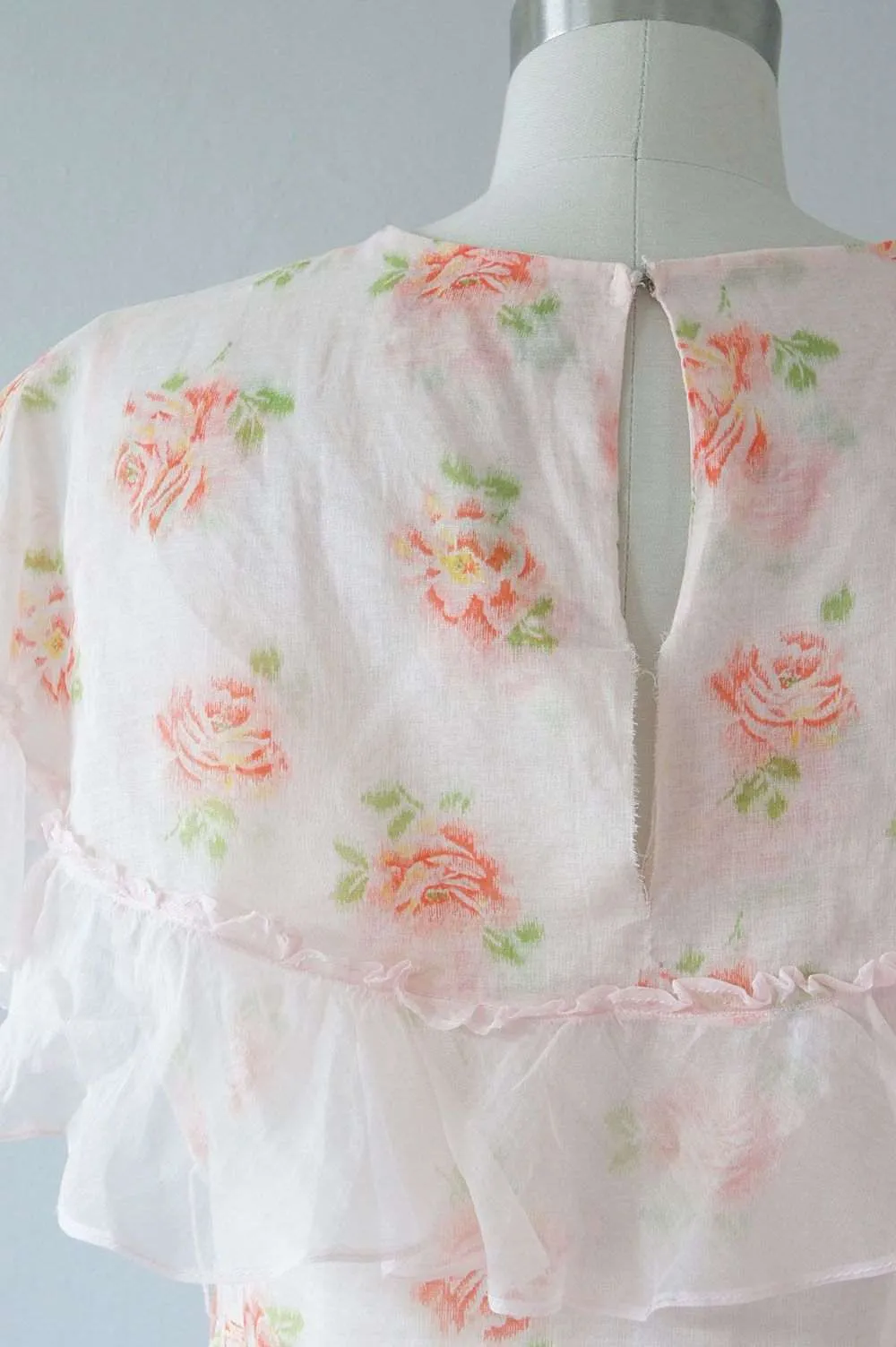 100 % Cotton organdy fabric floral peach colour embroidered single length 2.70 yards 44" wide[9223]