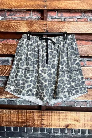 COMFY SOFT LEOPARD PRINT 3X  SHORT IN OLIVE -----SALE