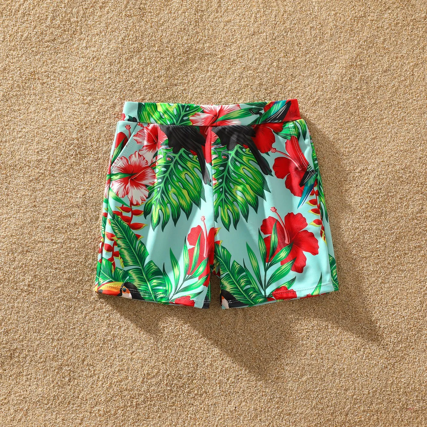 Family Matching Solid Scallop Trim Strappy Two-piece Swimsuit and Allover Floral Print Swim Trunks Shorts