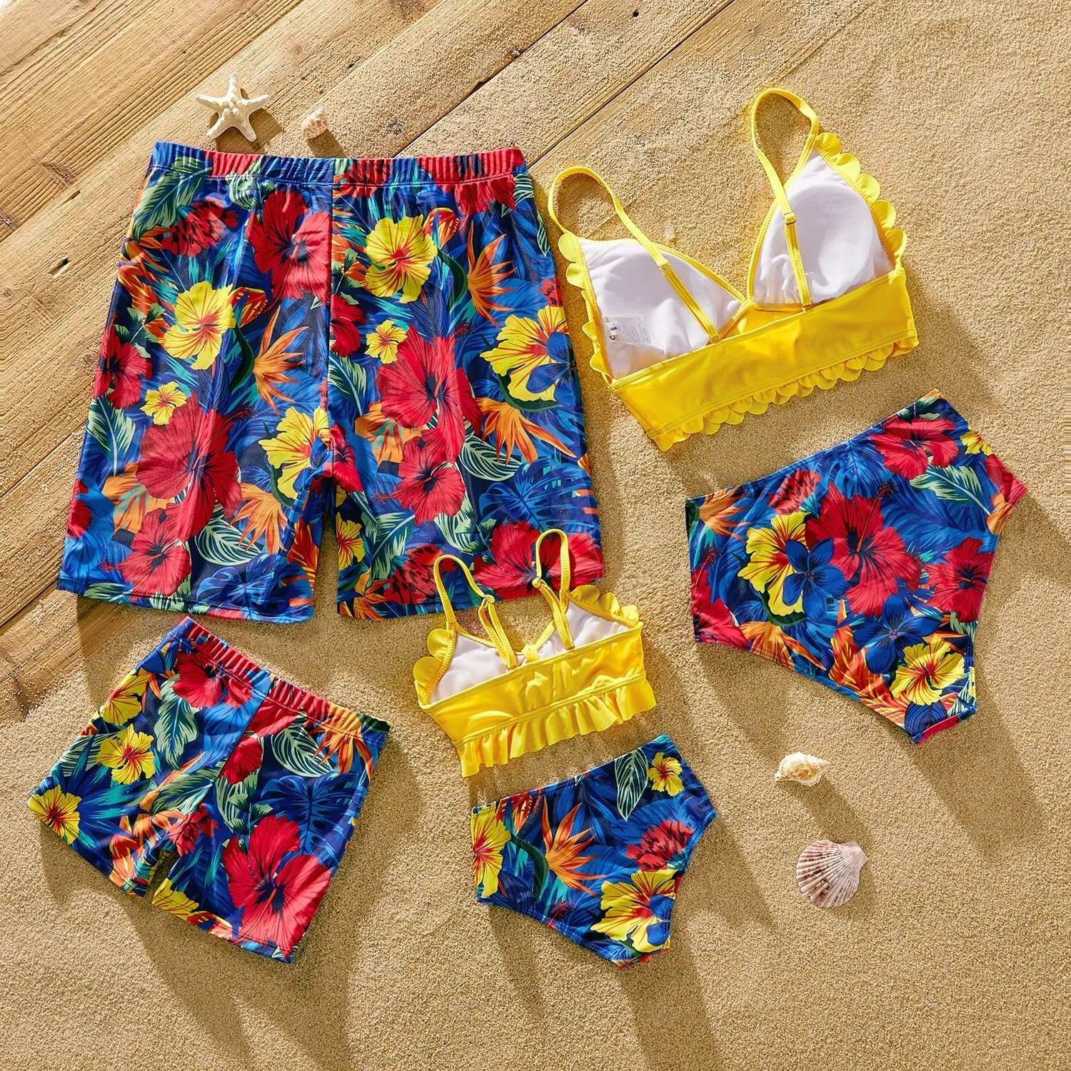 Family Matching Solid Scallop Trim Strappy Two-piece Swimsuit and Allover Floral Print Swim Trunks Shorts