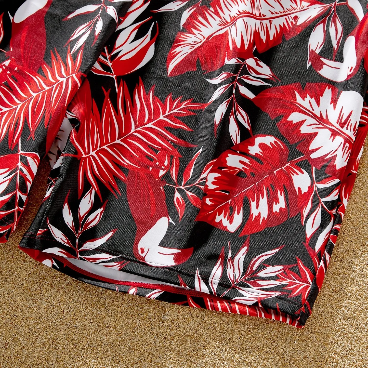 Family Matching Solid Scallop Trim Strappy Two-piece Swimsuit and Allover Floral Print Swim Trunks Shorts