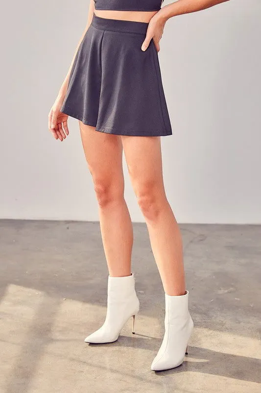 Flare Shorts in Black
