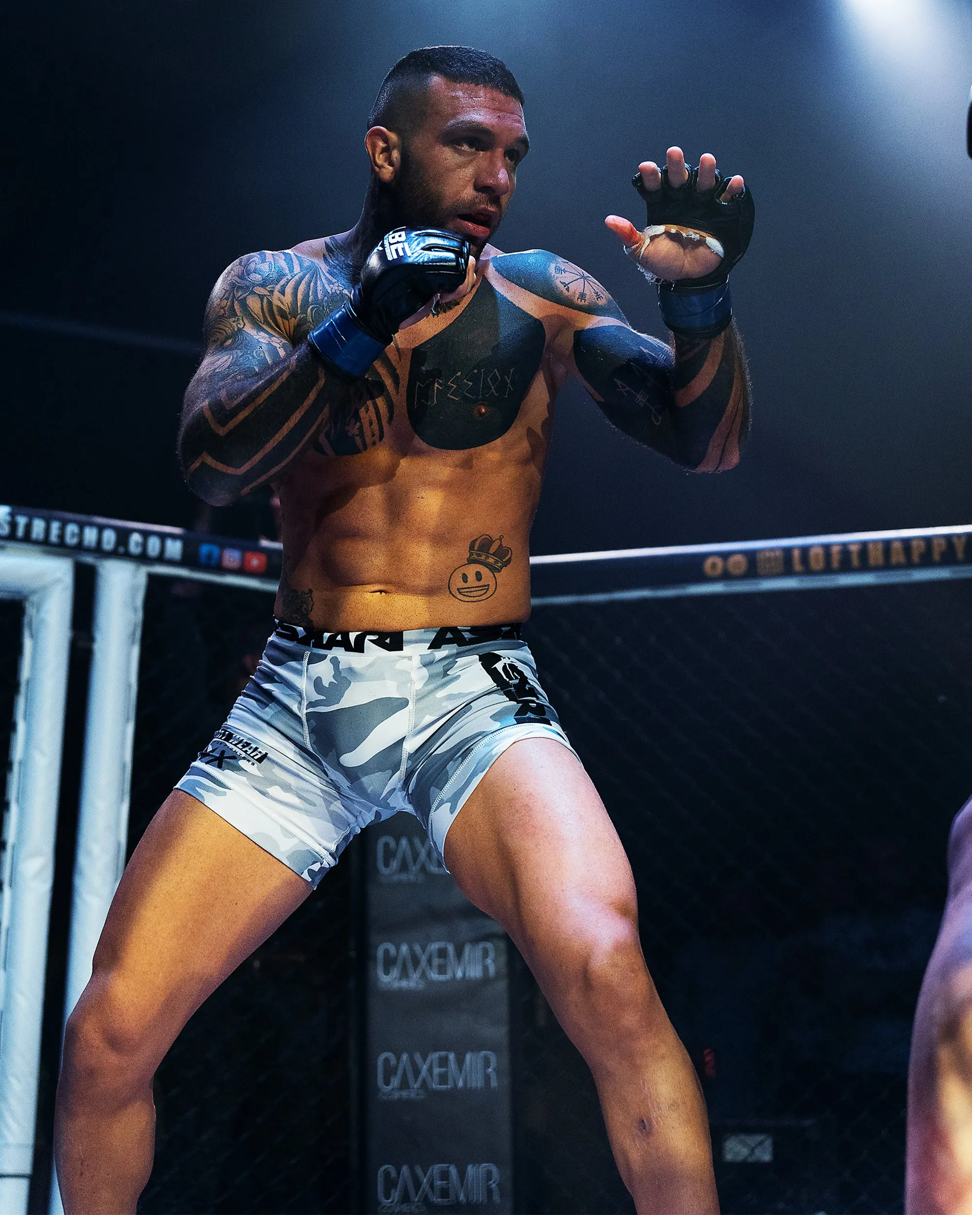 "OYMYAKON" VALE TUDO SHORTS